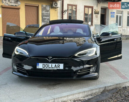 Черный Тесла Модель С, объемом двигателя 0 л и пробегом 60 тыс. км за 23499 $, фото 2 на Automoto.ua
