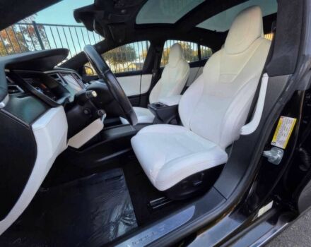 Черный Тесла Модель С, объемом двигателя 0 л и пробегом 68 тыс. км за 16700 $, фото 8 на Automoto.ua