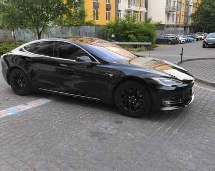 Чорний Тесла Модель С, об'ємом двигуна 0 л та пробігом 67 тис. км за 18999 $, фото 15 на Automoto.ua