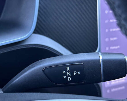 Черный Тесла Модель С, объемом двигателя 0 л и пробегом 150 тыс. км за 23333 $, фото 25 на Automoto.ua