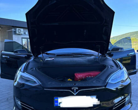 Черный Тесла Модель С, объемом двигателя 0 л и пробегом 150 тыс. км за 23333 $, фото 30 на Automoto.ua