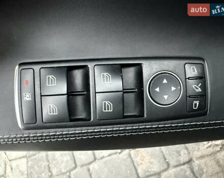 Черный Тесла Модель С, объемом двигателя 0 л и пробегом 292 тыс. км за 16000 $, фото 62 на Automoto.ua