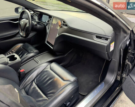 Черный Тесла Модель С, объемом двигателя 0 л и пробегом 290 тыс. км за 14999 $, фото 37 на Automoto.ua