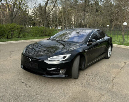 Черный Тесла Модель С, объемом двигателя 0 л и пробегом 63 тыс. км за 15999 $, фото 2 на Automoto.ua