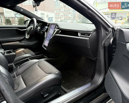 Черный Тесла Модель С, объемом двигателя 0 л и пробегом 292 тыс. км за 16000 $, фото 27 на Automoto.ua