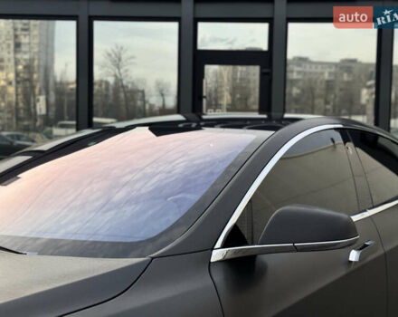 Черный Тесла Модель С, объемом двигателя 0 л и пробегом 290 тыс. км за 14999 $, фото 5 на Automoto.ua