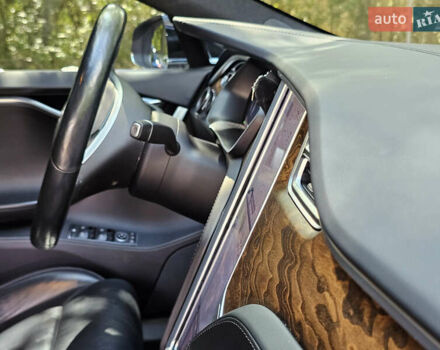 Чорний Тесла Модель С, об'ємом двигуна 0 л та пробігом 120 тис. км за 18900 $, фото 124 на Automoto.ua