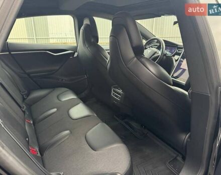 Черный Тесла Модель С, объемом двигателя 0 л и пробегом 74 тыс. км за 16700 $, фото 13 на Automoto.ua
