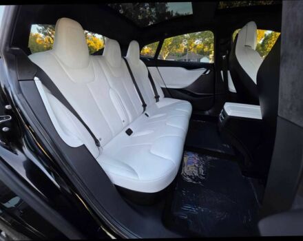 Черный Тесла Модель С, объемом двигателя 0 л и пробегом 68 тыс. км за 16700 $, фото 12 на Automoto.ua