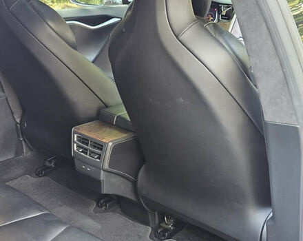 Чорний Тесла Модель С, об'ємом двигуна 0 л та пробігом 120 тис. км за 18900 $, фото 103 на Automoto.ua