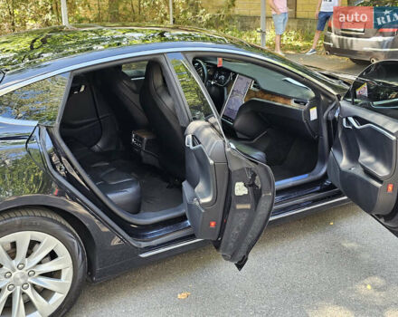 Чорний Тесла Модель С, об'ємом двигуна 0 л та пробігом 120 тис. км за 18900 $, фото 108 на Automoto.ua