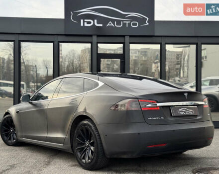 Черный Тесла Модель С, объемом двигателя 0 л и пробегом 290 тыс. км за 14999 $, фото 16 на Automoto.ua