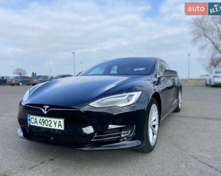 Черный Тесла Модель С, объемом двигателя 0 л и пробегом 104 тыс. км за 25000 $, фото 5 на Automoto.ua
