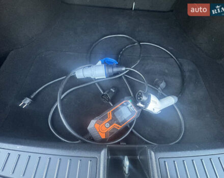 Черный Тесла Модель С, объемом двигателя 0 л и пробегом 136 тыс. км за 18650 $, фото 67 на Automoto.ua