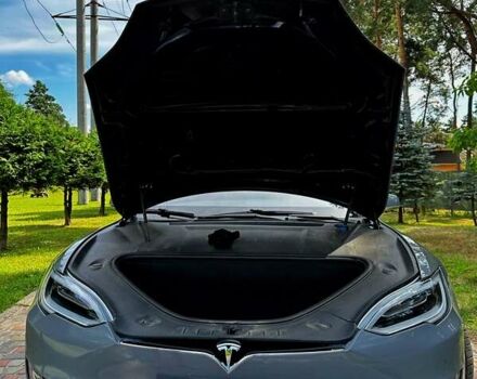 Черный Тесла Модель С, объемом двигателя 0 л и пробегом 120 тыс. км за 23000 $, фото 21 на Automoto.ua