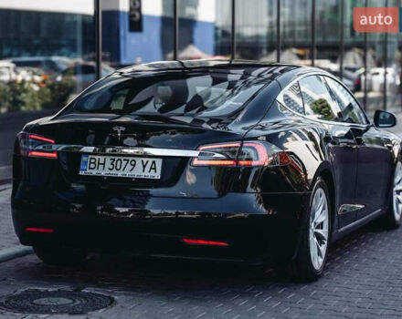 Черный Тесла Модель С, объемом двигателя 0 л и пробегом 46 тыс. км за 25000 $, фото 1 на Automoto.ua