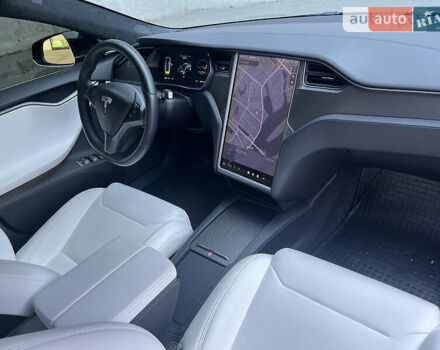 Черный Тесла Модель С, объемом двигателя 0 л и пробегом 72 тыс. км за 24900 $, фото 60 на Automoto.ua