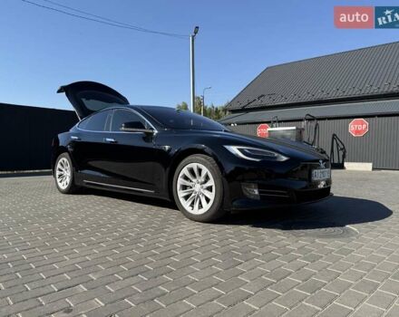 Черный Тесла Модель С, объемом двигателя 0 л и пробегом 93 тыс. км за 22999 $, фото 11 на Automoto.ua