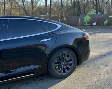 Черный Тесла Модель С, объемом двигателя 0 л и пробегом 83 тыс. км за 26400 $, фото 9 на Automoto.ua