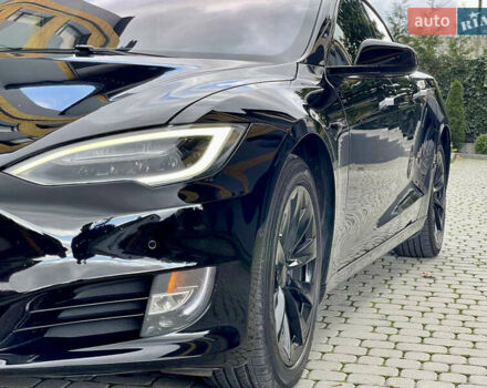 Черный Тесла Модель С, объемом двигателя 0 л и пробегом 94 тыс. км за 26000 $, фото 13 на Automoto.ua