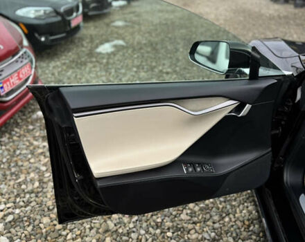 Чорний Тесла Модель С, об'ємом двигуна 0 л та пробігом 147 тис. км за 23999 $, фото 15 на Automoto.ua