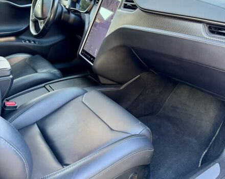 Черный Тесла Модель С, объемом двигателя 0 л и пробегом 164 тыс. км за 26500 $, фото 9 на Automoto.ua