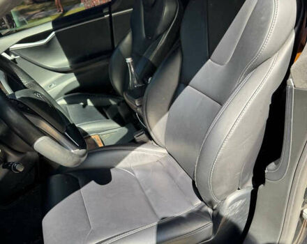 Черный Тесла Модель С, объемом двигателя 0 л и пробегом 137 тыс. км за 25000 $, фото 8 на Automoto.ua