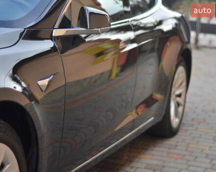 Черный Тесла Модель С, объемом двигателя 0 л и пробегом 98 тыс. км за 27000 $, фото 11 на Automoto.ua