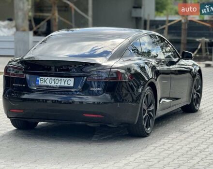 Черный Тесла Модель С, объемом двигателя 0 л и пробегом 52 тыс. км за 29999 $, фото 11 на Automoto.ua