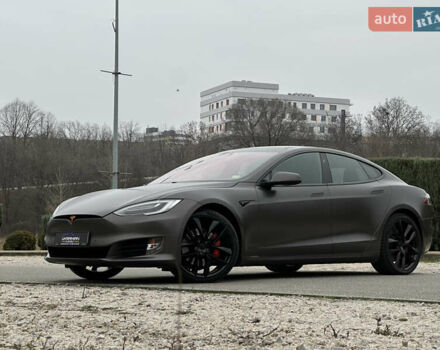 Черный Тесла Модель С, объемом двигателя 0 л и пробегом 112 тыс. км за 27500 $, фото 2 на Automoto.ua