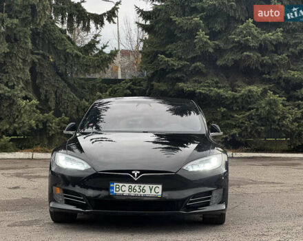 Черный Тесла Модель С, объемом двигателя 0 л и пробегом 100 тыс. км за 23000 $, фото 2 на Automoto.ua