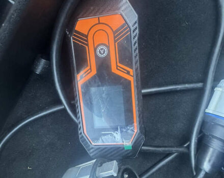 Черный Тесла Модель С, объемом двигателя 0 л и пробегом 136 тыс. км за 18650 $, фото 90 на Automoto.ua