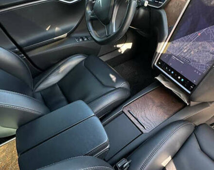 Чорний Тесла Модель С, об'ємом двигуна 0 л та пробігом 58 тис. км за 31200 $, фото 20 на Automoto.ua