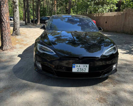 Черный Тесла Модель С, объемом двигателя 0 л и пробегом 137 тыс. км за 25000 $, фото 1 на Automoto.ua