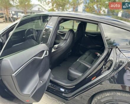 Черный Тесла Модель С, объемом двигателя 0 л и пробегом 52 тыс. км за 29999 $, фото 25 на Automoto.ua