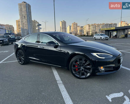 Черный Тесла Модель С, объемом двигателя 0 л и пробегом 45 тыс. км за 29999 $, фото 1 на Automoto.ua