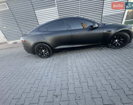 Черный Тесла Модель С, объемом двигателя 0 л и пробегом 136 тыс. км за 18650 $, фото 25 на Automoto.ua