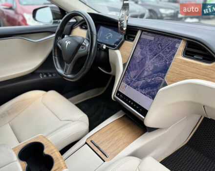 Чорний Тесла Модель С, об'ємом двигуна 0 л та пробігом 147 тис. км за 23999 $, фото 30 на Automoto.ua