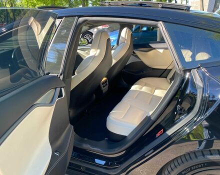 Чорний Тесла Модель С, об'ємом двигуна 0 л та пробігом 70 тис. км за 28900 $, фото 14 на Automoto.ua