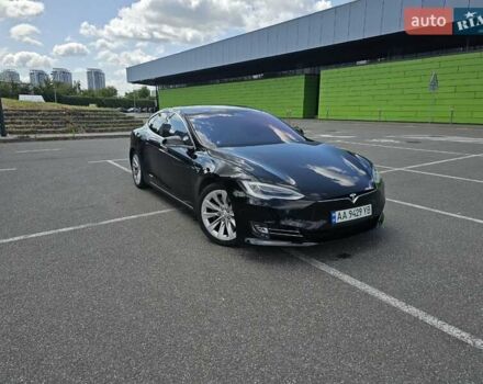 Черный Тесла Модель С, объемом двигателя 0 л и пробегом 72 тыс. км за 24900 $, фото 46 на Automoto.ua