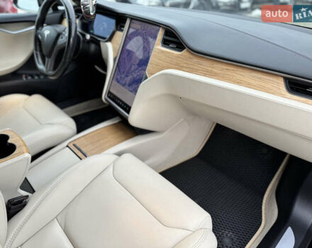 Чорний Тесла Модель С, об'ємом двигуна 0 л та пробігом 147 тис. км за 23999 $, фото 29 на Automoto.ua