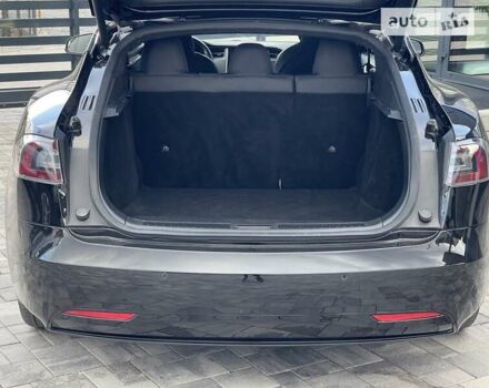 Черный Тесла Модель С, объемом двигателя 0 л и пробегом 96 тыс. км за 37777 $, фото 28 на Automoto.ua