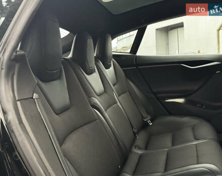 Черный Тесла Модель С, объемом двигателя 0 л и пробегом 100 тыс. км за 23000 $, фото 38 на Automoto.ua