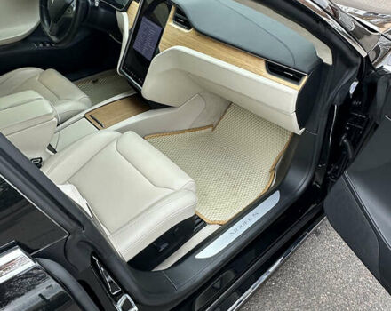 Чорний Тесла Модель С, об'ємом двигуна 0 л та пробігом 117 тис. км за 23000 $, фото 13 на Automoto.ua