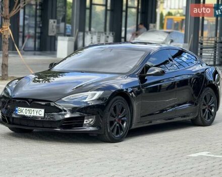 Черный Тесла Модель С, объемом двигателя 0 л и пробегом 52 тыс. км за 29999 $, фото 3 на Automoto.ua