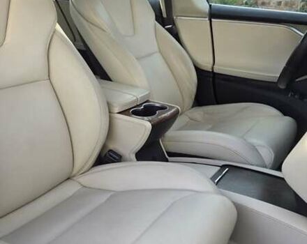 Черный Тесла Модель С, объемом двигателя 0 л и пробегом 217 тыс. км за 16300 $, фото 17 на Automoto.ua