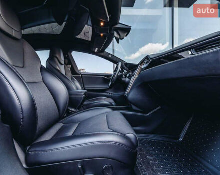 Черный Тесла Модель С, объемом двигателя 0 л и пробегом 46 тыс. км за 25000 $, фото 4 на Automoto.ua