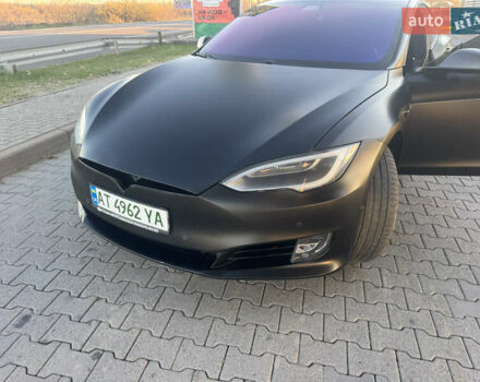 Черный Тесла Модель С, объемом двигателя 0 л и пробегом 136 тыс. км за 18650 $, фото 42 на Automoto.ua
