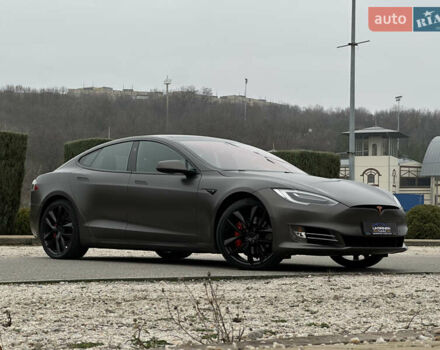 Черный Тесла Модель С, объемом двигателя 0 л и пробегом 112 тыс. км за 27500 $, фото 8 на Automoto.ua