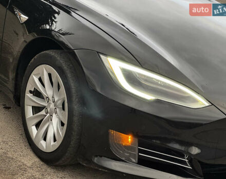 Черный Тесла Модель С, объемом двигателя 0 л и пробегом 100 тыс. км за 23000 $, фото 22 на Automoto.ua